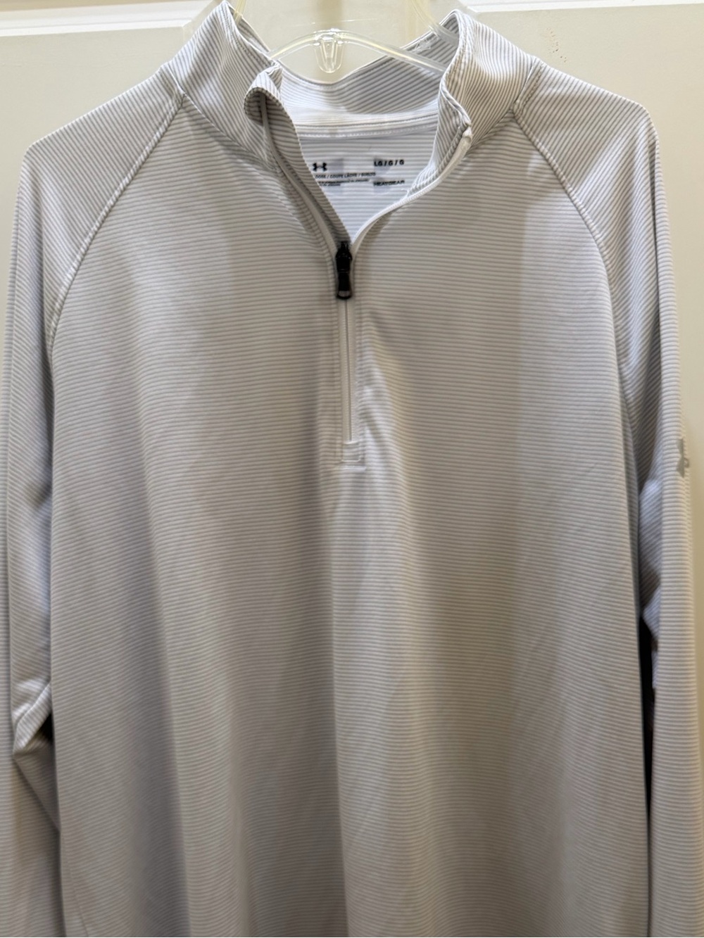 Under Armour Men's Light Gray Striped Quarter-Zip Long Sleeve Pullover